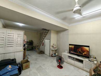 Batu Caves | Sri Gombak 2 Storey House | 4 Room 2 Bath | Freehold