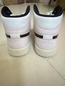 Preloved Nike Air Jordan 1 Mid Barely Rose