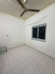 Taman Tamby Chik Karim Double Storey Terrace, Batu Berendam