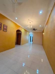 SPACIOUS SEMI-D PADANG SERAI Taman Lagenda