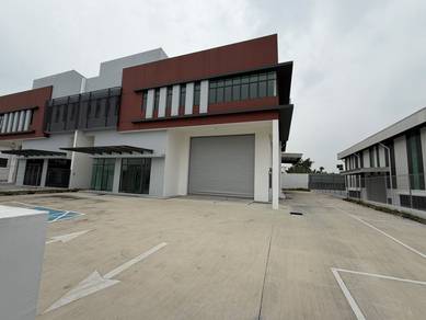 1.5 Storey Semi D Factory , Desa Cemerlang , Medium Industry
