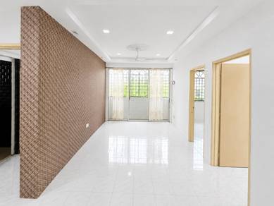 Pangsapuri Putra Impian Seri Kembangan Corner Lot Near MRT 