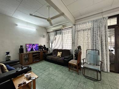 Double Storey Terrace Island Park Greenlane
