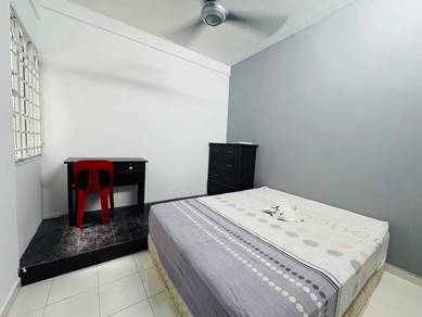 ROOM FOR RENT Couple Room Permas Jaya JB Town Masai