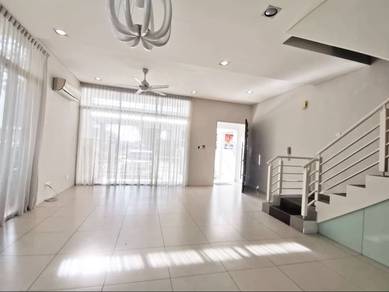 3 storey Link House  Laman Klebang Gated Guarded