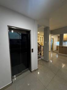 4 Storey Canary Residence with Private Lift