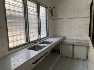 Seri Kembangan Double Storey Terrace, Rent 1600 Only