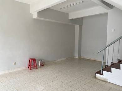 Seri Kembangan Double Storey Terrace, Rent 1600 Only