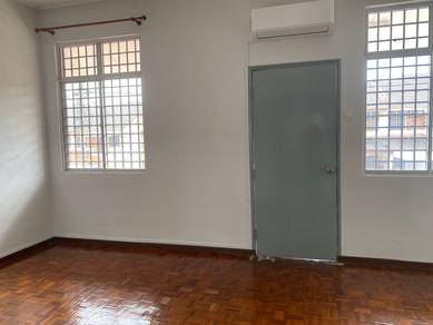 Seri Kembangan Double Storey Terrace, Rent 1600 Only