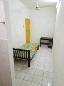 single room at desa Petaling condo 