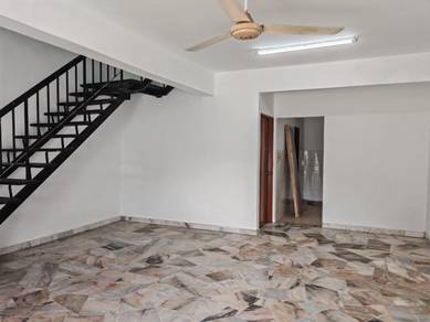 [[FACING OPEN]] 2 Storey Terrace House, Desa 4, Bandar Country Homes