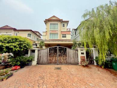 Bungalow 2.5 Storey Le Putra Avenue, Seri Kembangan Selangor
