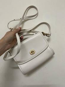 Coach Leather Kip Turnlock Crossbody-Chalk Color