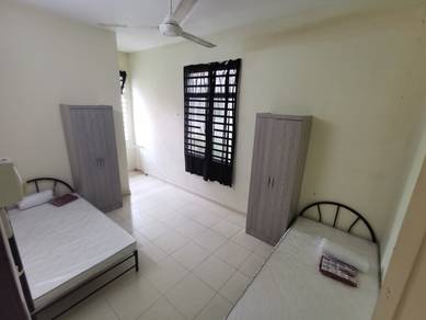 Bilik Rumah Landed Free Parking