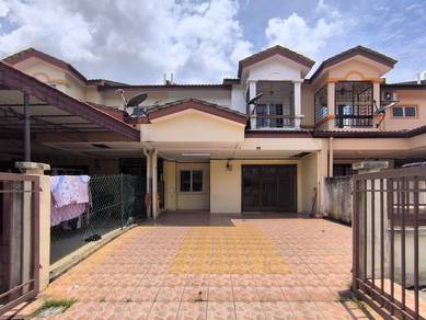 [NEAR KTM UKM]Double Storey Terrace Taman Universiti Jln Cerdik Bangi