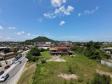 Tanah 0.9 Ekar dan Rumah Banglo 2 Tingkat Atas Bukit,Kuala Terengganu