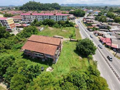 Tanah 0.9 Ekar dan Rumah Banglo 2 Tingkat Atas Bukit,Kuala Terengganu