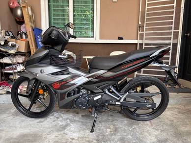 Yamaha 150cc hitam orange