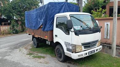 3 Tonne Lori di Melaka