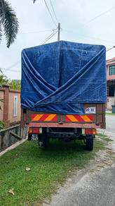 3 Tonne Lori di Melaka