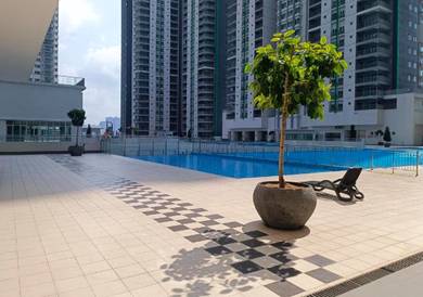 [L-Shape Balcony + Corner + Brand New + 2 CP ]Razak City Residence