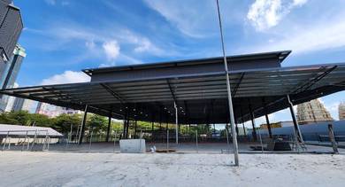 Large Covered Commercial Space For Rent, Suitable as Show Room