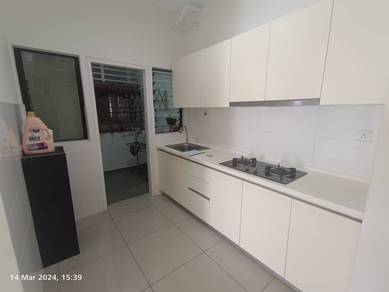 [L-Shape Balcony + Corner + Brand New + 2 CP ]Razak City Residence