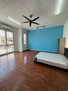 Lagoon Homes Landed, Kota Kemuning, Master Room Attach Bathroom, Nice