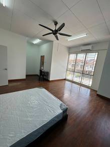 Lagoon Homes Landed, Kota Kemuning, Master Room Attach Bathroom, Nice