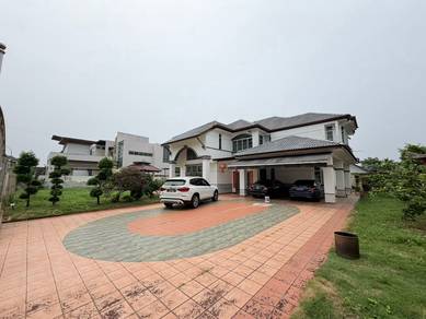 Skudai Taman Universiti 2 Storey Bungalow 11000sqf 6B6B Gated Guarded