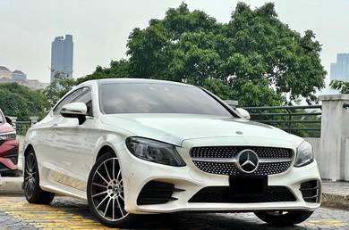 RED💥2019 Mercedes Benz C180 1.6 COUPE AMG 23K KM