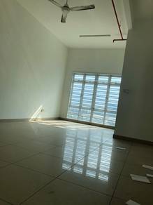 Manhattan austin heights 1 bedroom 1 bathroom corner lot