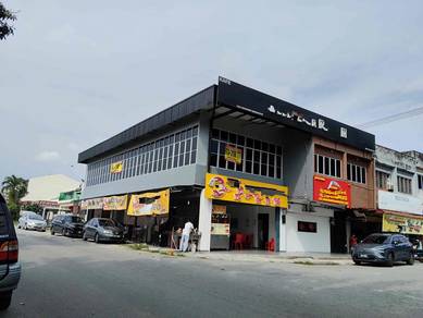Corner  Shop : Taman Paling Jaya : Semenyih : Facing Intersection