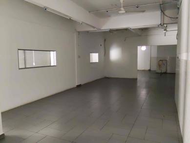 Corner  Shop : Taman Paling Jaya : Semenyih : Facing Intersection