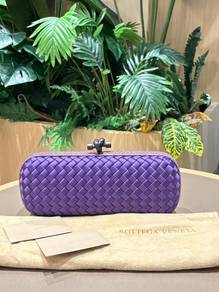 Bottega Venetia Intreccio Impero Ayers Knot Clutch