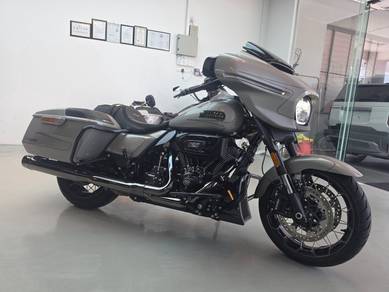 HARLEY-DAVIDSON CVO Street glide 121