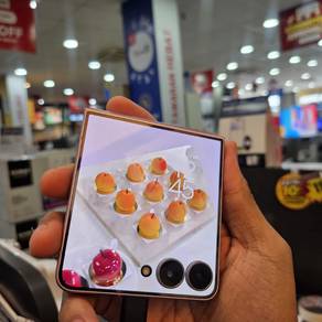 Samsung Flip 8 🆕️