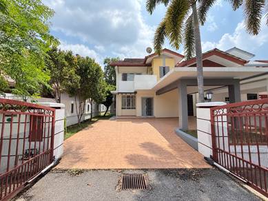 [[SEMI D RENOVATED]] 2 Storey Terrace House, Kota Emerald, Rawang