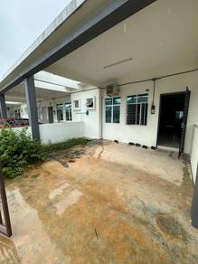 Rumah Teres Setingkat untuk Dijual di Lunas