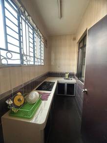 2.5 storey house Sungai Chua Kajang, 5Rooms, fully furnished aircond
