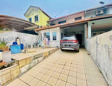 PRIME LOCATION🔥 Double Storey Jalan Catur, Seksyen 11, Shah Alam