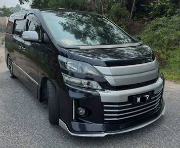Toyota VELLFIRE 2.4 SUNROOF POWER BOOT