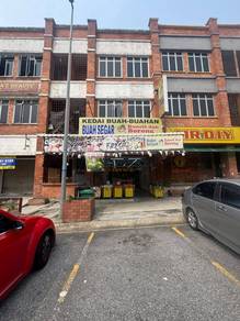 For Rent Ground Floor Shop Alam Budiman, U10, Shah Alam (Intermediate)