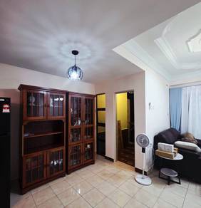 New Refurbished unit Villa Laman Tasik Townhouse