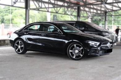 2022 Mercedes Benz A200 Sedan PROGRESSIVE Line 1.3