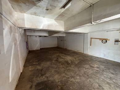 G floor Shop Lot Most Suitable For Store