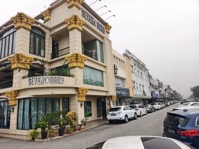 Jln Serampang @ Taman Pelangi, 24x80sf 3-Storey Shop Sale, Face Road