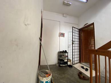 Good Used 3rd Floor Appartment Taman Desa Batu Caves Selangor