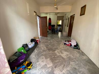 Good Used 3rd Floor Appartment Taman Desa Batu Caves Selangor