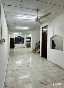 Taman Kobena Jalan Subang Tampoi 2-Storey Terrace 3R2B